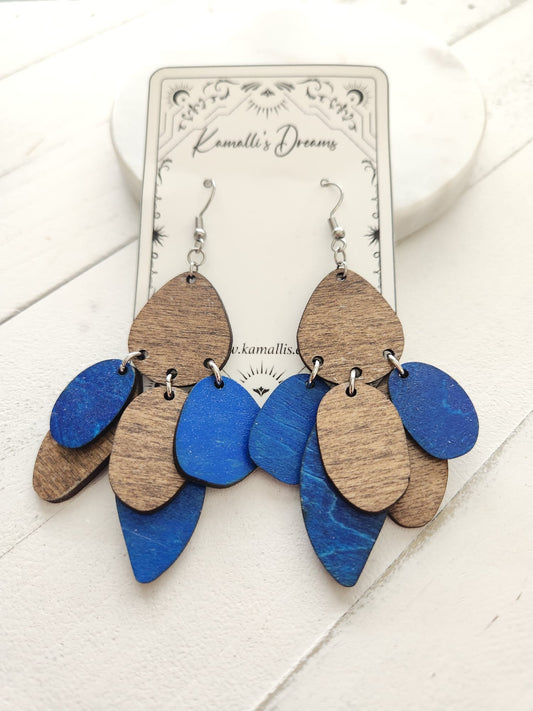 Aretes Ola Azul: Joyería Artesanal de Madera